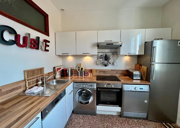 L'annexe Vecchio, 4 Etoiles 维琪奥港